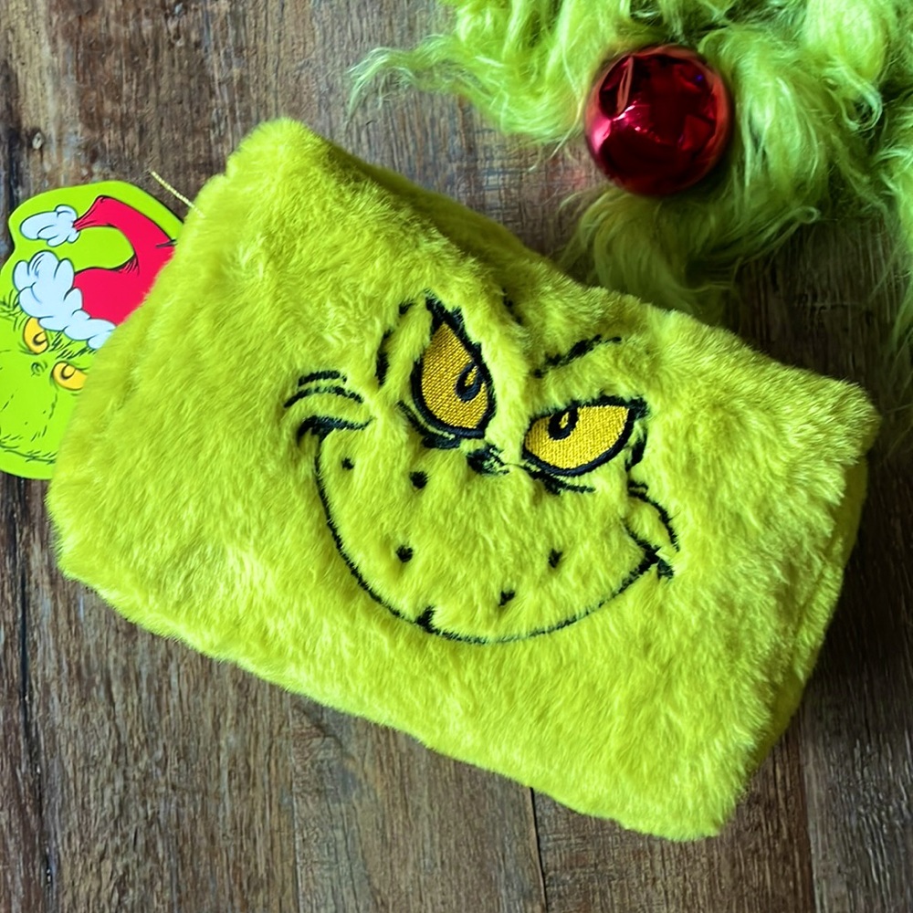 Grinch Cosmetic Bag - Picture 1 of 10